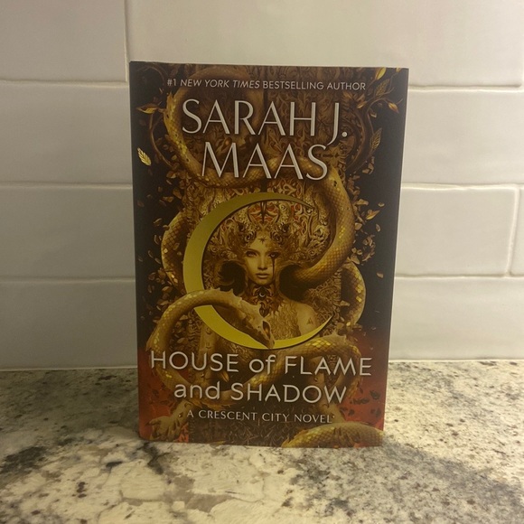 House of Flame and Shadow - Picture 1 of 5